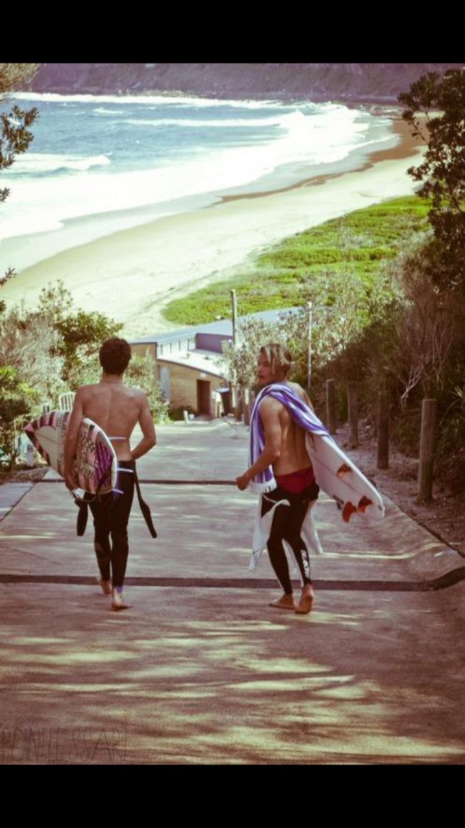 calivibes_'s tweet photo. #CaliVibes
The weekend is here ☀️🏄 https://t.co/BCvzYsBlbJ