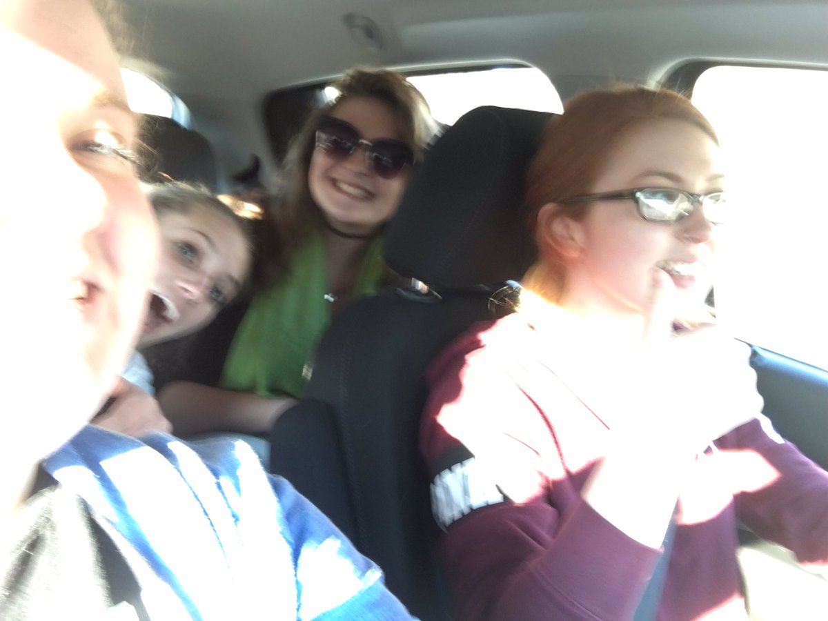 fisherfeminist's tweet photo. And we're off #nyflc #FCtakesDC https://t.co/4XiZ2tAJA9