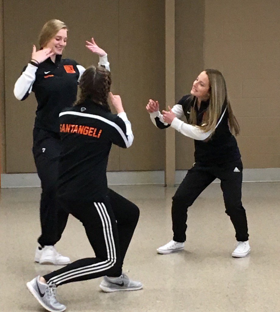 loughlin_whs's tweet photo. #WHSLinkCrew #LipSyncBattle https://t.co/x6v2WOZtOm