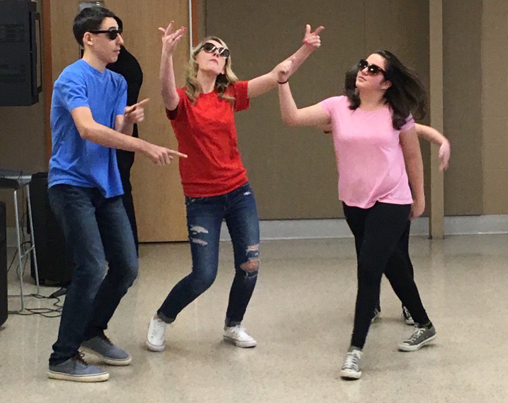 loughlin_whs's tweet photo. #WHSLinkCrew #LipSyncBattle https://t.co/O71turvFLd