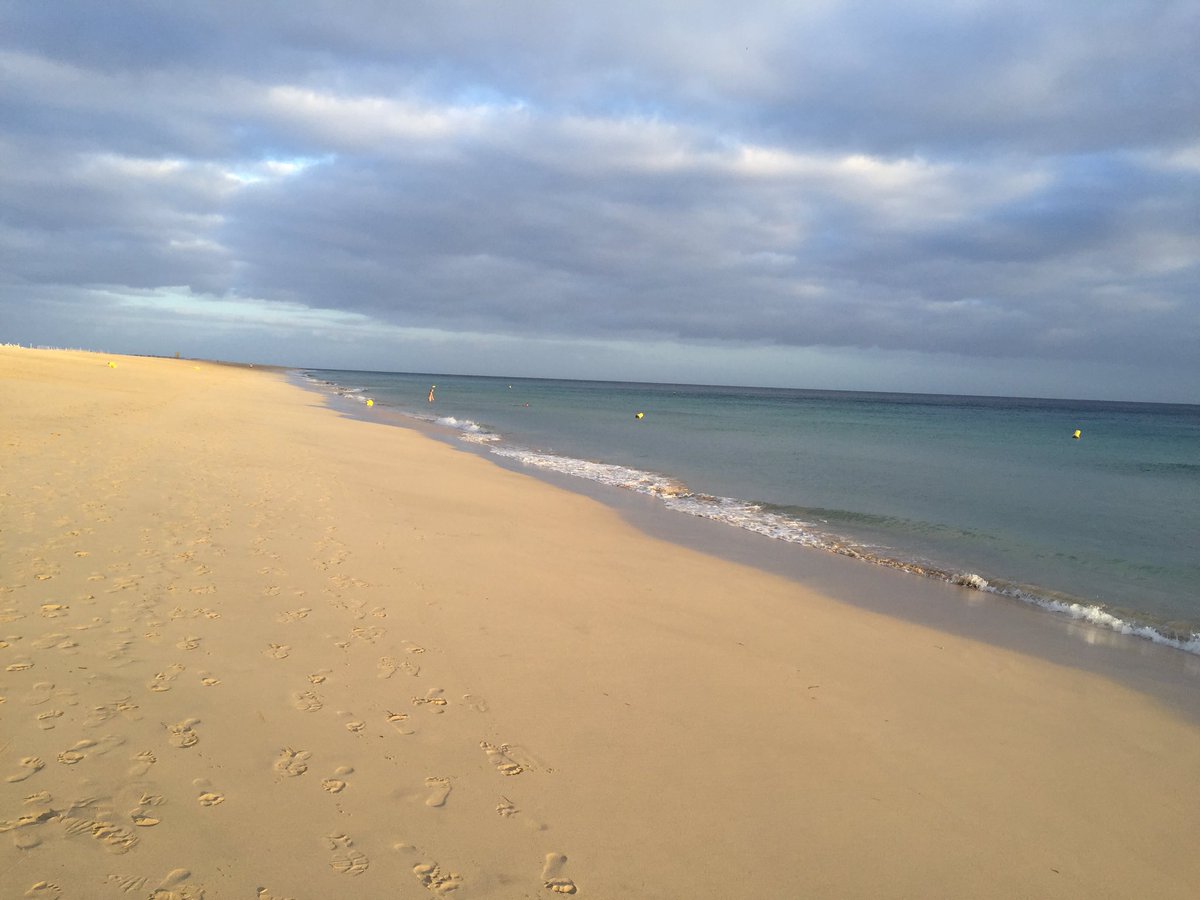 Lora_Cappelli's tweet photo. E poi ti rendi conto che la vacanza sta per finire <3 @InfoFuerte @lanzarote #Fuerteventura #Lanzarote #corralejo https://t.co/PkWVsVKO0f
