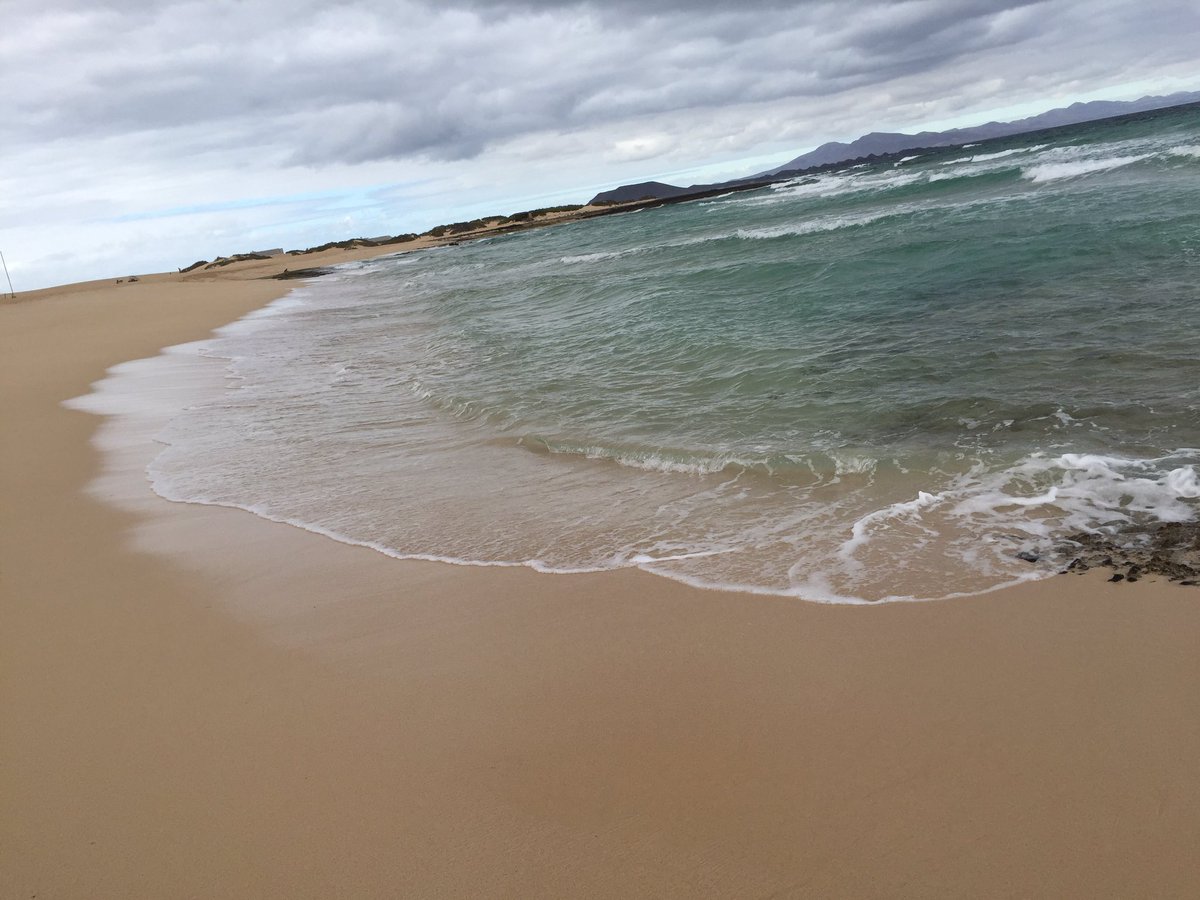 Lora_Cappelli's tweet photo. E poi ti rendi conto che la vacanza sta per finire <3 @InfoFuerte @lanzarote #Fuerteventura #Lanzarote #corralejo https://t.co/PkWVsVKO0f
