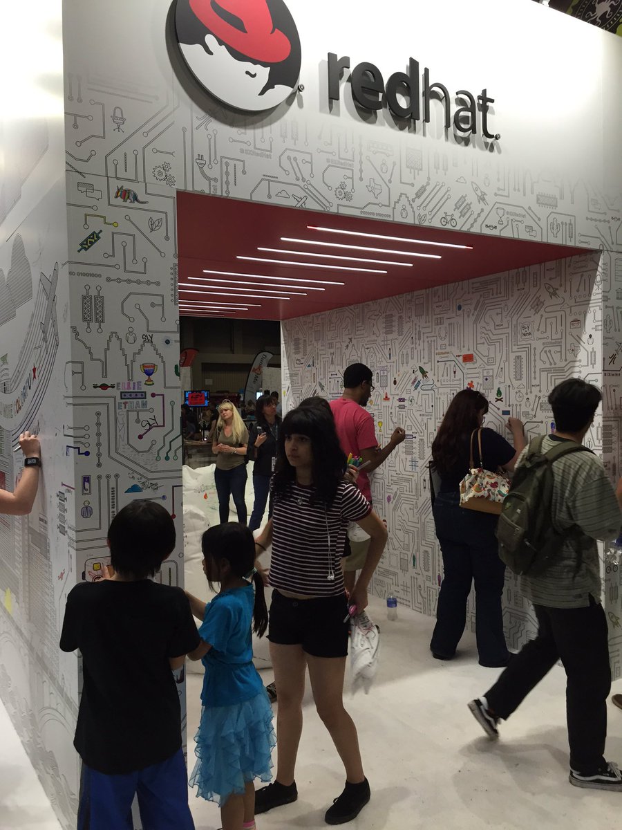 usatodaytech's tweet image. A giant structure to color at #SXCreate! This is going to be so cool in a few days.