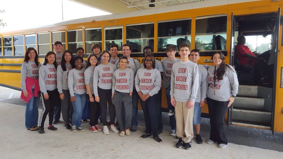 Pace_FBLA's tweet photo. off to states competition in Orlando!! #LetsTalkBusiness https://t.co/6RZ2DyEtxI