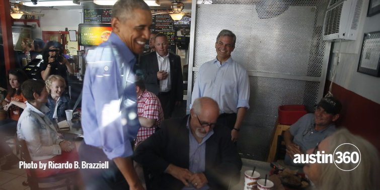 austin360's tweet image. ICYMI: Obama stops in at Torchy&apos;s Tacos on way to #SXSW2016. Photos: atxne.ws/1REIk4F #POTUSinATX