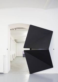 AlleyDaniele's tweet photo. #InnovativeDoor or artistic installation? Created by #ViennaDesigner Klemens Torggler. https://t.co/8NXcD5lwso