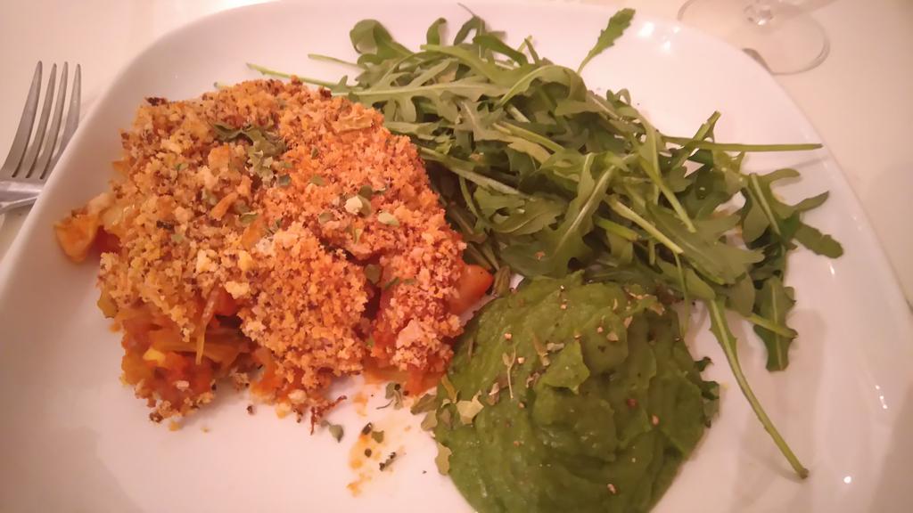 nutric8's tweet photo. @Riverford fennel and cannellini bean gratin with #nutric8 pea puree and seasoned with Mexico moringa herb https://t.co/0jLDWou3Bz