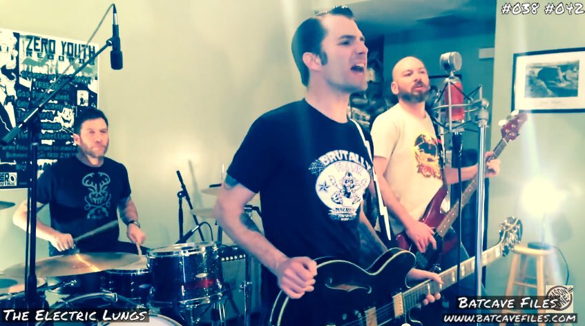 batcavefiles's tweet image. The Electric Lungs from K.C.!! batcavefiles.com #BatcaveFiles #ReasonOne