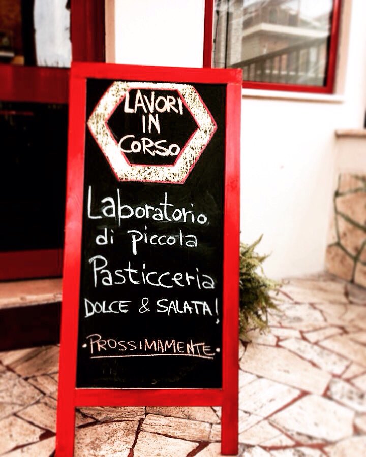 tredicisweets's tweet photo. Stiamo lavorando per le vostre papille gustative! Laboratorio di #pasticceria in arrivo! #comingsoon #Monterotondo https://t.co/LvS1EL8APE