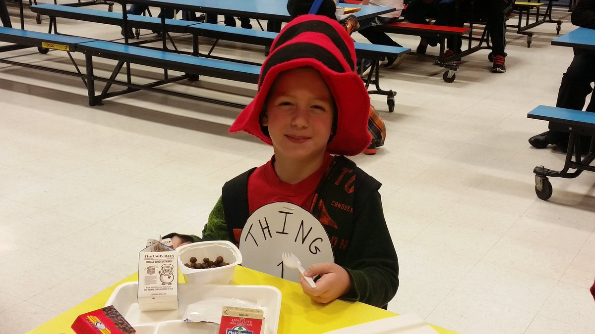 TowerPrincipal's tweet photo. We LOVE to dress up! #drsuess2016 @HardinBurk @burkburnettisd https://t.co/CmeaCYj7Gs