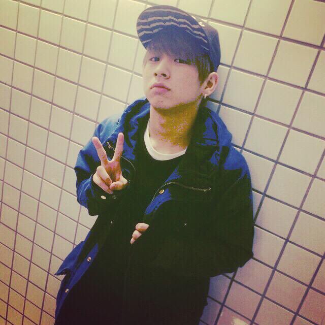 Alan__alan0804's tweet photo. 佐藤友祐くんかっこいい😂💗
lolどハマリなう😂💗
毎日聴いてる💕
とりあえずゆうすけくんかっちょい👼💗
@lol_yusuke https://t.co/8Fzev1mqqe