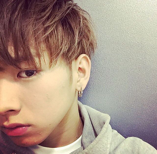 Alan__alan0804's tweet photo. 佐藤友祐くんかっこいい😂💗
lolどハマリなう😂💗
毎日聴いてる💕
とりあえずゆうすけくんかっちょい👼💗
@lol_yusuke https://t.co/8Fzev1mqqe