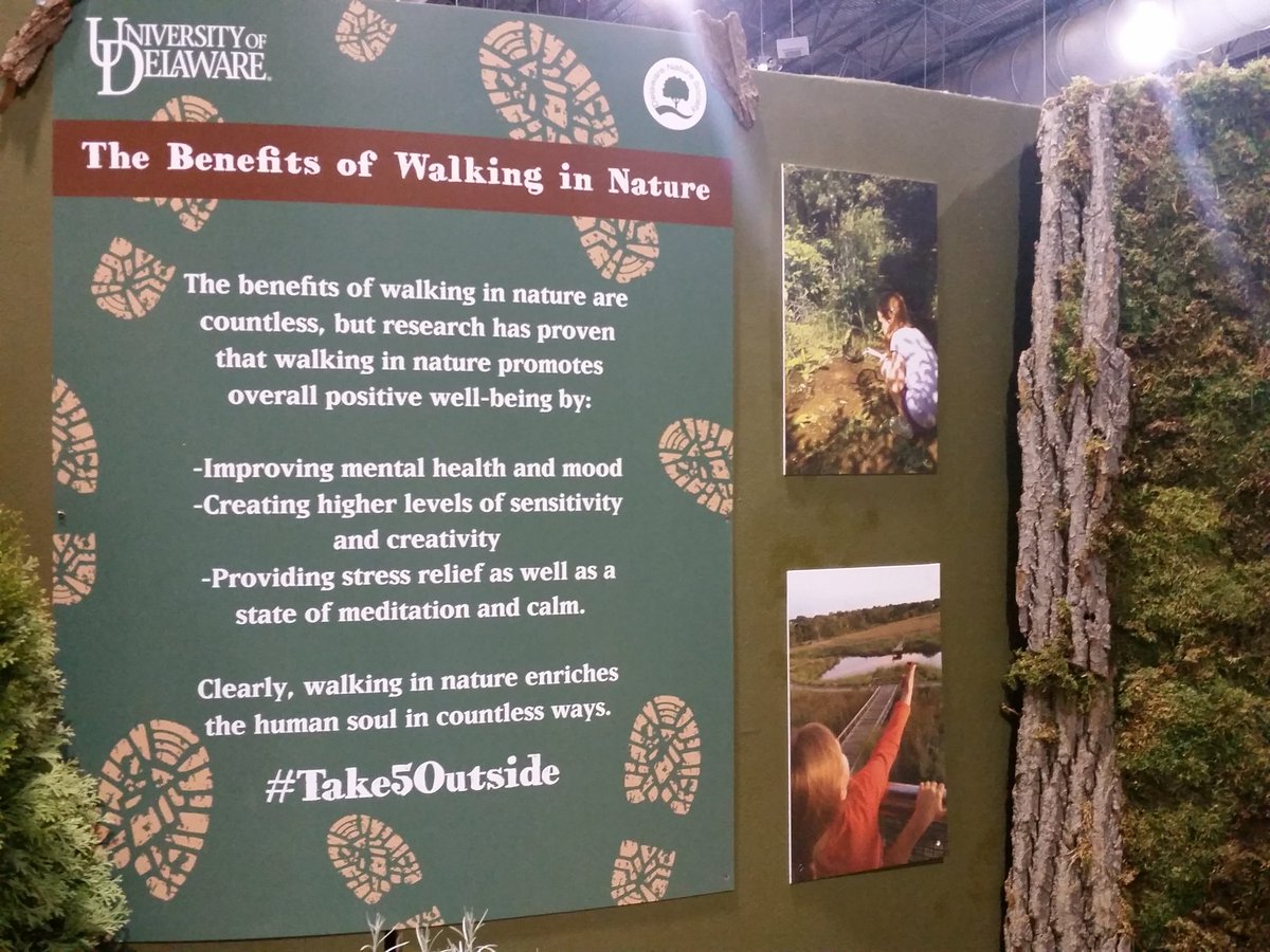 BlueHenLauraJ's tweet photo. @UDelaware spreading education everywhere. @PhilaFlowerShow #take5outside #BHStateofMind https://t.co/tuSSwGzCRu
