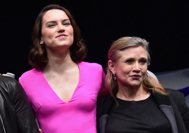 DiaryOfRey's tweet photo. say what you want about me but I'm the one hanging out with a goddess💅🏼 https://t.co/ww5YzNfh0D