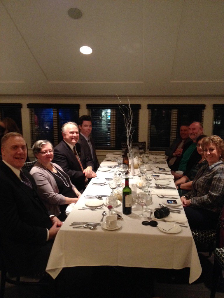 Queen's GPHY DSC tweet media