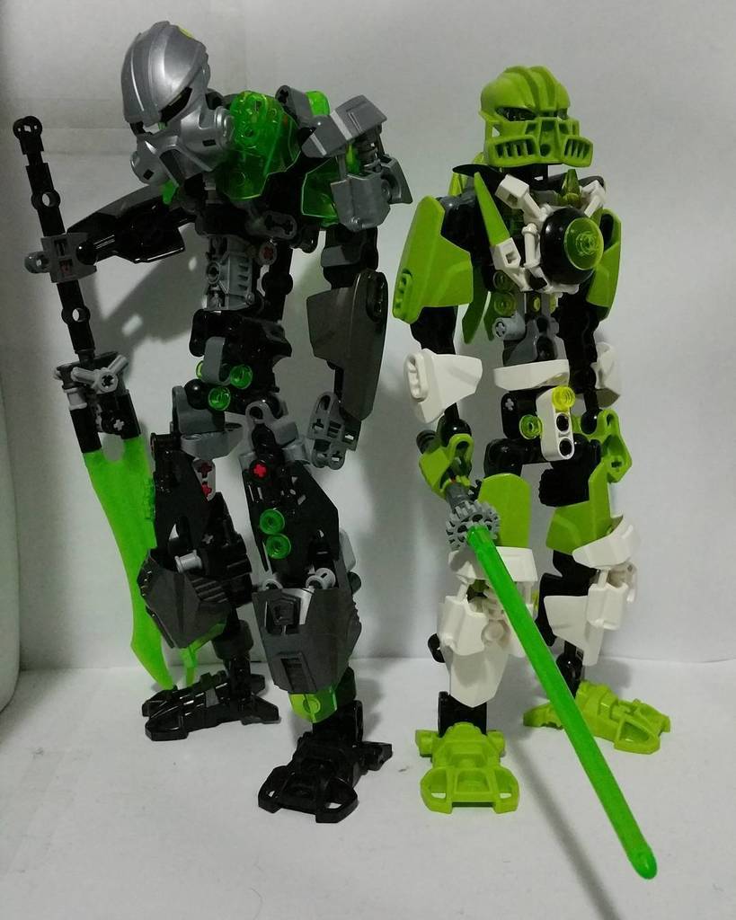 Insta_Lego's tweet image. ift.tt/1Xjt6Gt - bionicle.potato - Creeox and Exi
[•]
Tbh these two look good together
[•]
tags: #bionicl…