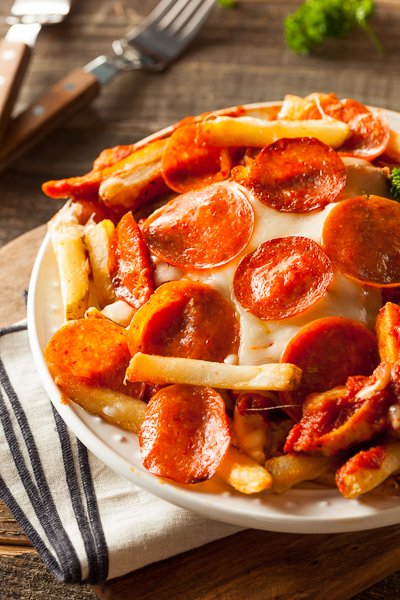 tumblr's tweet photo. Zoom in on these Pizza Fries, you definitely won't regret it. https://t.co/6WkVIIKcdF https://t.co/Q17Yk97Jbf