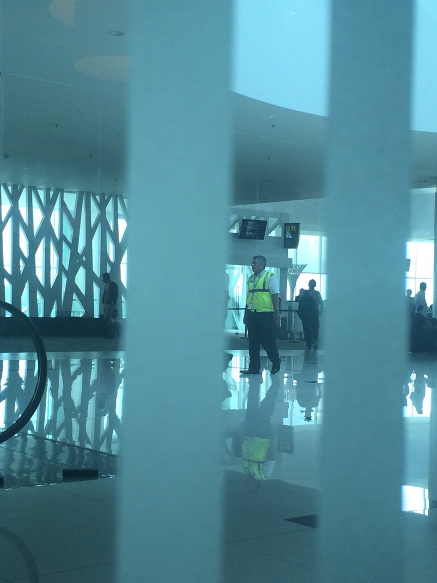 NICHOLISHstudio's tweet photo. Judule : Kacang delay to Solo @Balikpapan Airport #JT 0181 https://t.co/iRuSnNiU6O