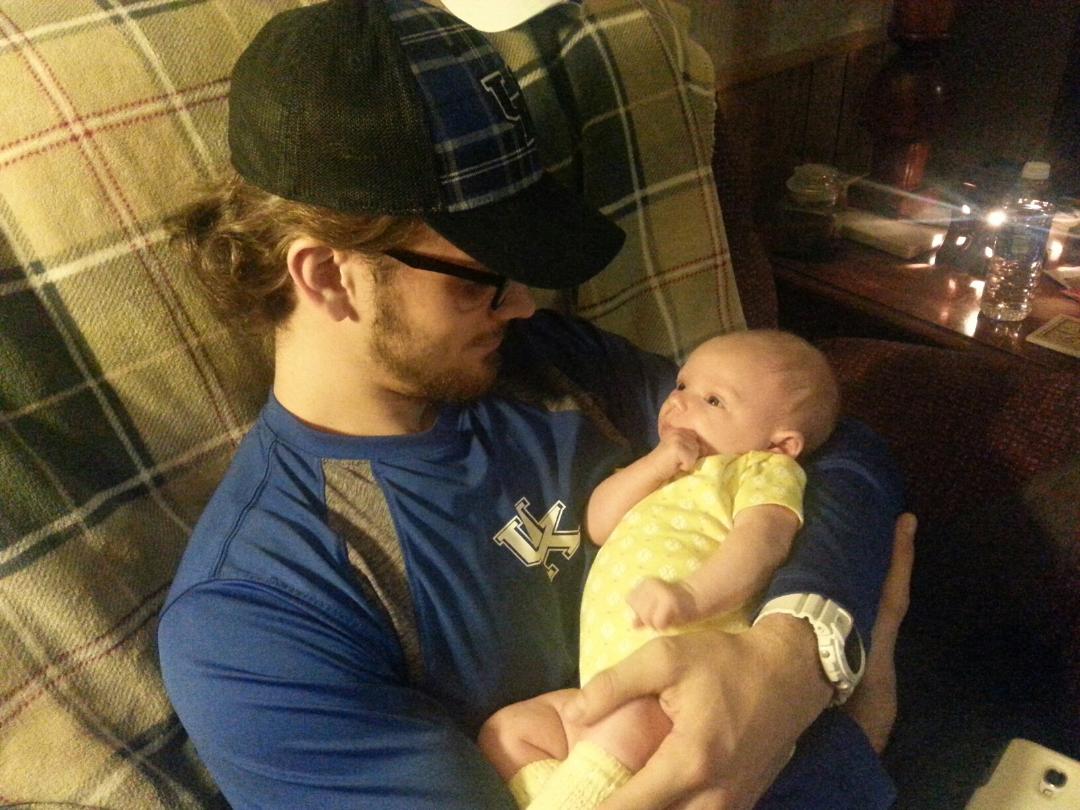 eph6_11's tweet photo. Finally got to see my baby niece! God is good! https://t.co/yWPjyoNGB1