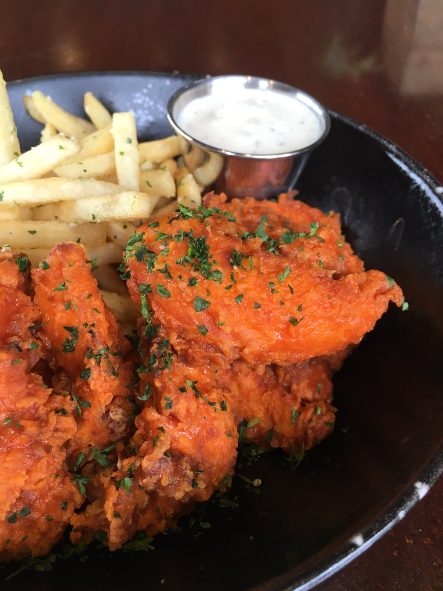 EatSkinnyFats's tweet photo. Dinner time!  #BuffChix #LiveHappy https://t.co/Z63SOaRewZ https://t.co/n1BG6a08Ag