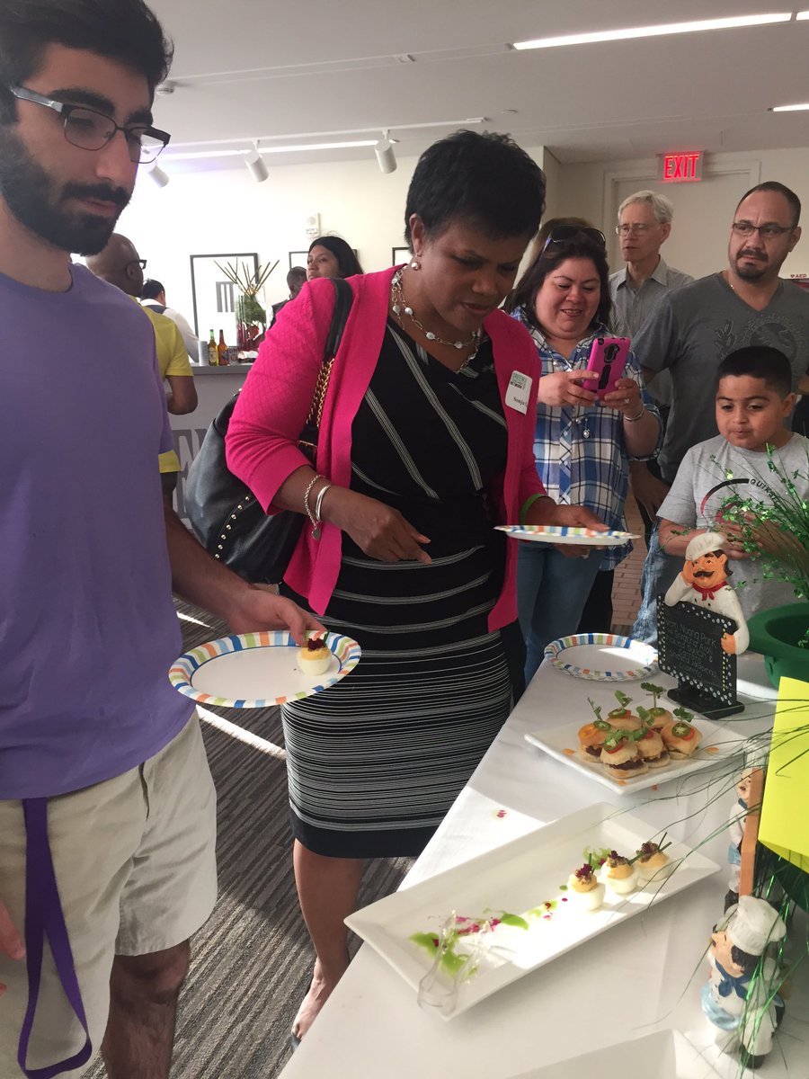 GTNCLT's tweet photo. Thx @sonjagantt for your participation in the #stem2fork appetizer competition @TWC_Carolinas https://t.co/Q4V7oMBNO4