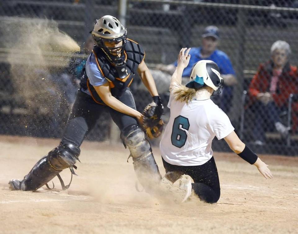West Johnston rides Mills’ pitching by Cleveland in softball newsobserver.com/sports/high-sc… #GNRC #TwoRivers3A