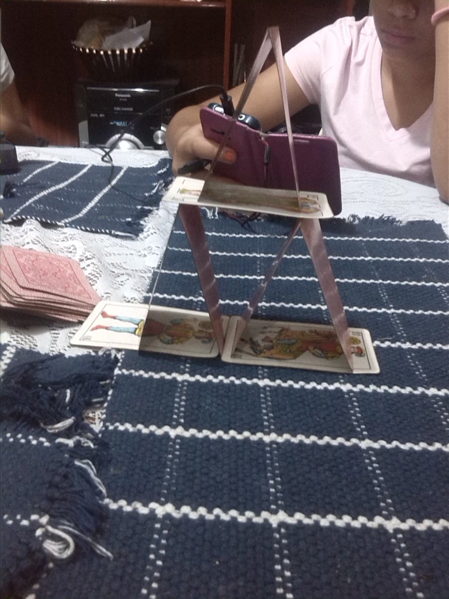 GinaCastro03's tweet photo. La primera que no se me cae jajajajaj https://t.co/EipFAfvJ2T