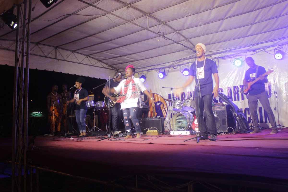 ValideAlpha's tweet image. Au masa 2016 avec mes artistes