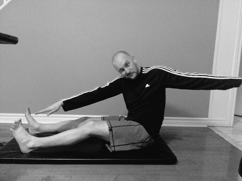 JustinPatters11's tweet photo. 2 more painful shots of inflexibility 2 go for #marchmatness2016 
#beachpilatestoronto #saw #pilates @beach_pilates https://t.co/OnkFGUSYZ5