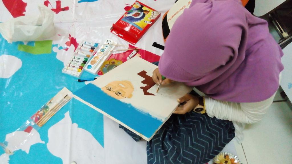 apsenbemf's tweet photo. What an awesome paint that is! Lomba seni lukis sedang berlangsung @Himitweepa @himatetalk @Himalogin @himatesilIPB https://t.co/p4udy4DGkG