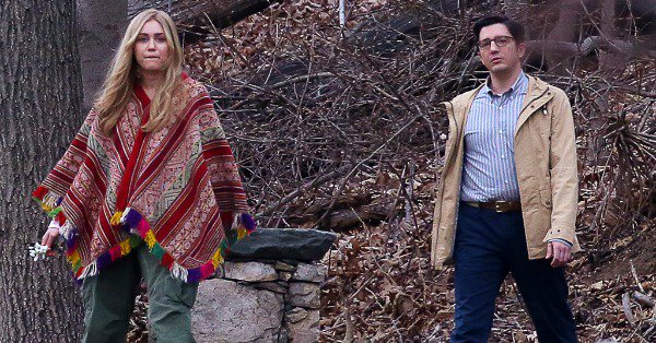 enews's tweet image. Miley Cyrus is going back to her roots for Woody Allen's new series: eonli.ne/1YIpjDN