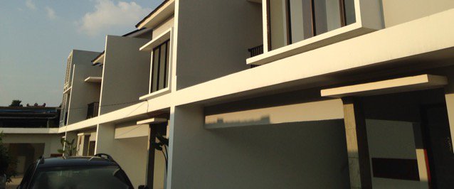 Rmh Dijual Cinere, blok B (jl pakis) sbrg mall, Rmh br 3 lt, 2+2 KT, grs 2 mbl hrg 2M. 02192061121