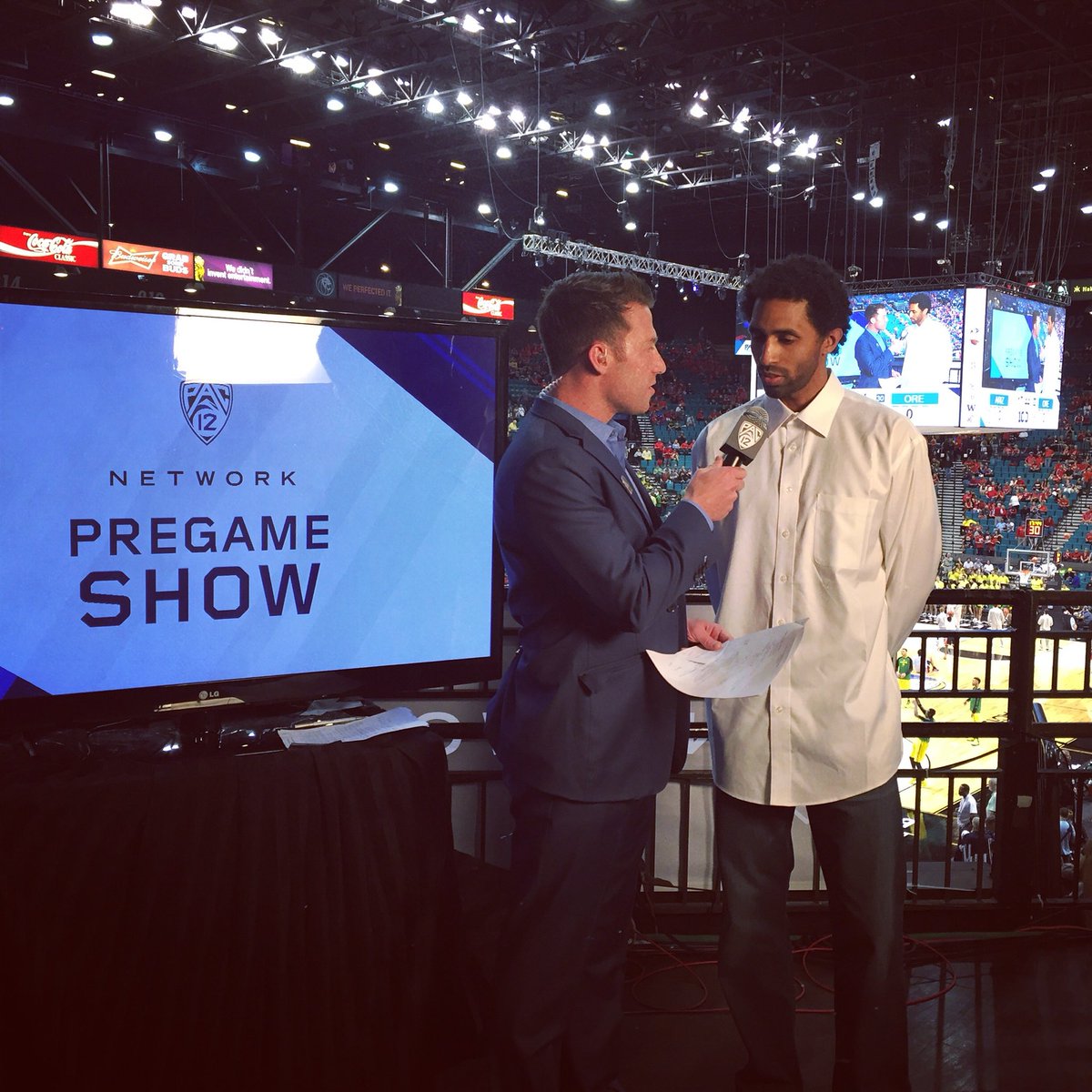 Learn from and follow <a href="/slimstoud/">Salim Stoudamire</a> - impacting people through the power of sport. 🏀👏🏼😄 #HowGreatIsBall #Pac12Hoops