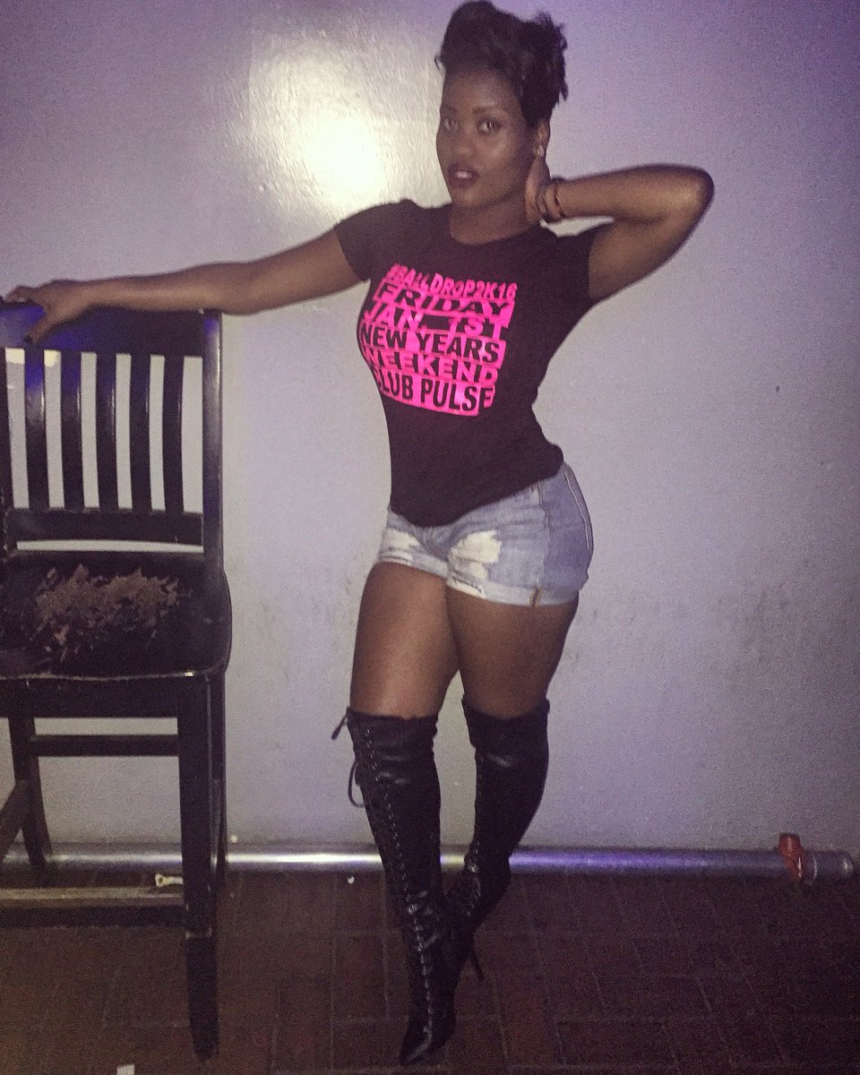 Shanice_Royal's tweet photo. Meet me at the door! 😋#NewEraPromotions #PureMadness https://t.co/mUvT10WR7j