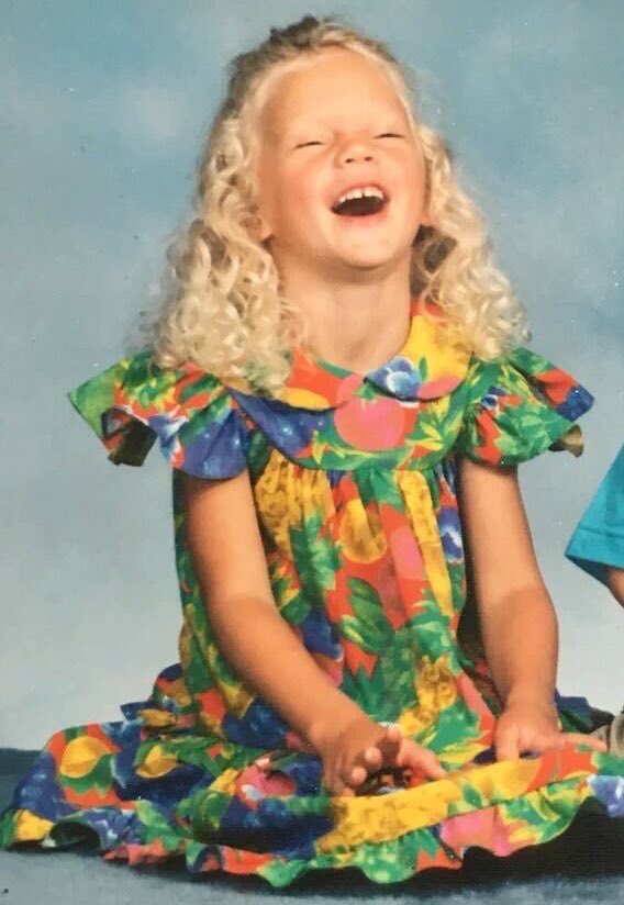 Taylor Swift Fans on Twitter "You throw your head back laughing like a little kid 😍😍😍 