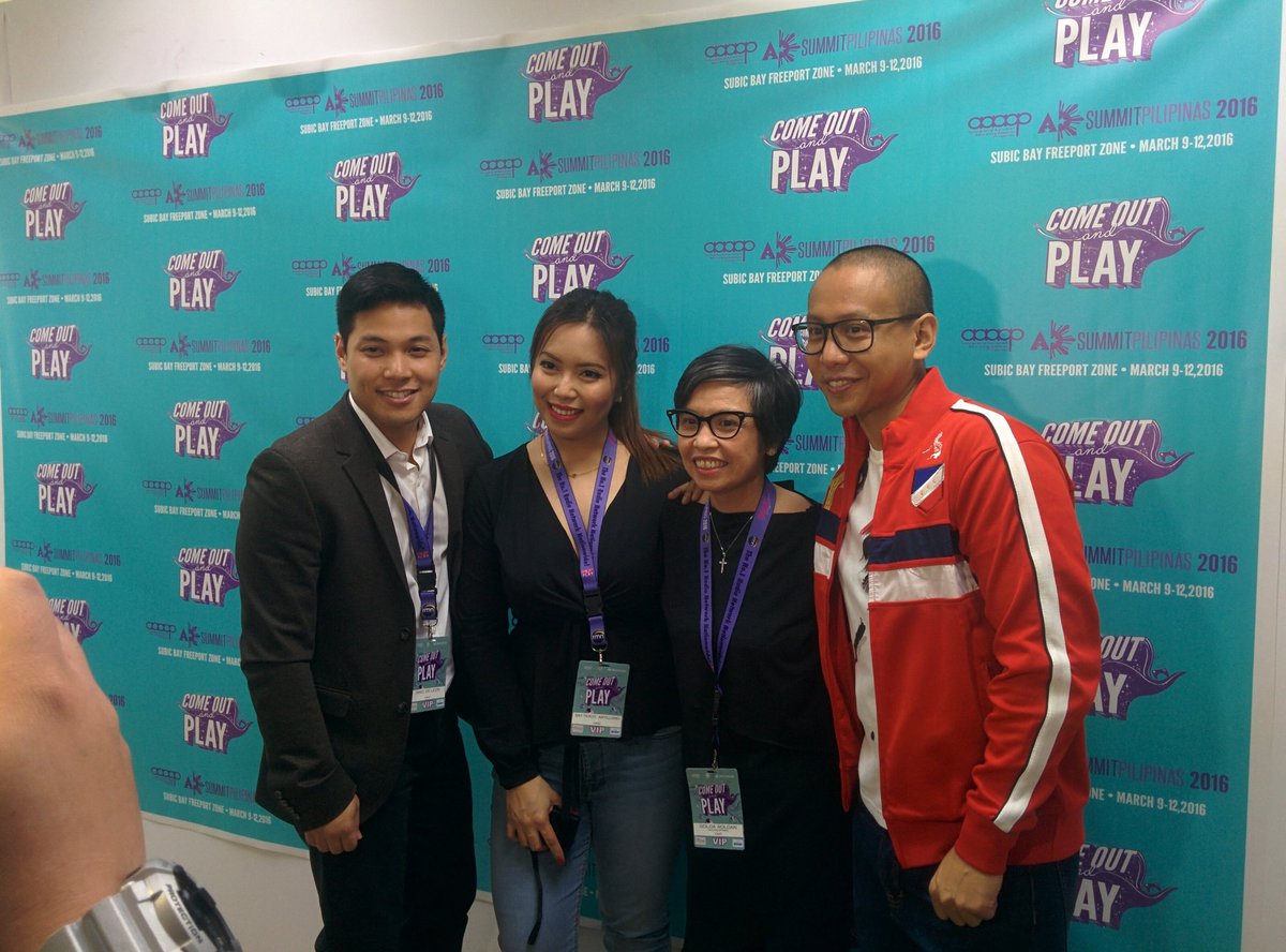 ADSummitPH's tweet photo. These guys are amazing! Yes? :) #AdSummitPH2016 @MikeyBustos @jakodeleon @saytioco https://t.co/jK4HrLydSR