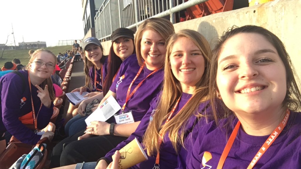 AutumnSummers48's tweet photo. State was a lot of fun, I'd say lets do it again next year but... Maybe if I get held back π #MascState2016 #State https://t.co/EfLIgaMdnW