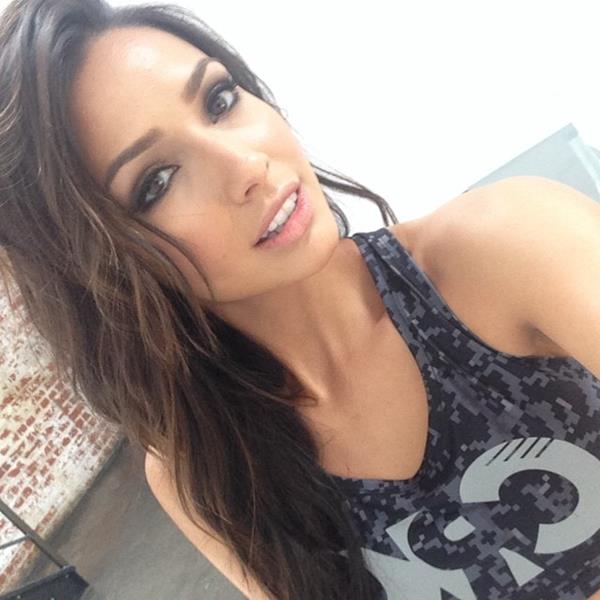 LeraJerry's tweet photo. When I see him with another girl! https://t.co/EYsrqVDi0T https://t.co/e7faByXdWc