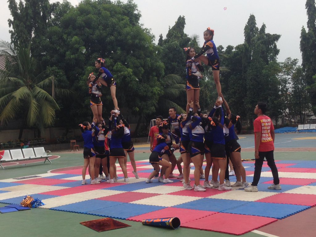 penampilan cheers keempat oleh FTC🎀🔝