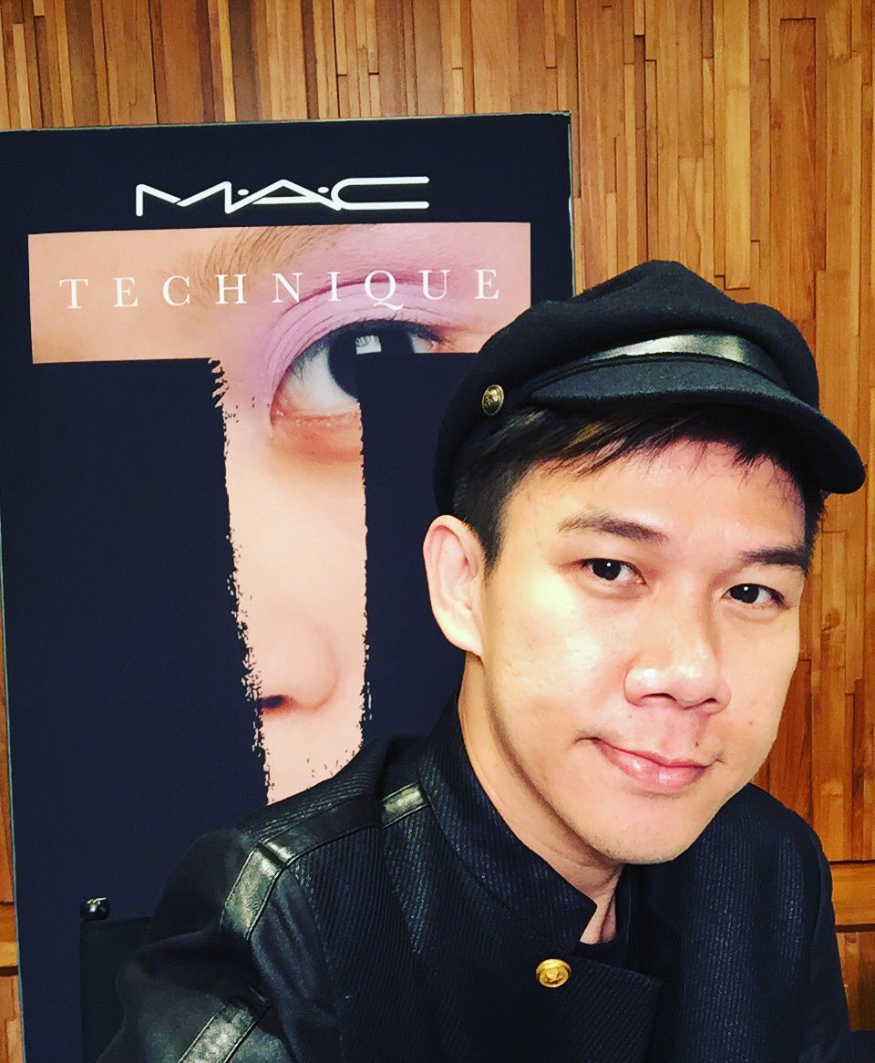 One last MAC Technique for the day. #maccosmetics #mactechnique