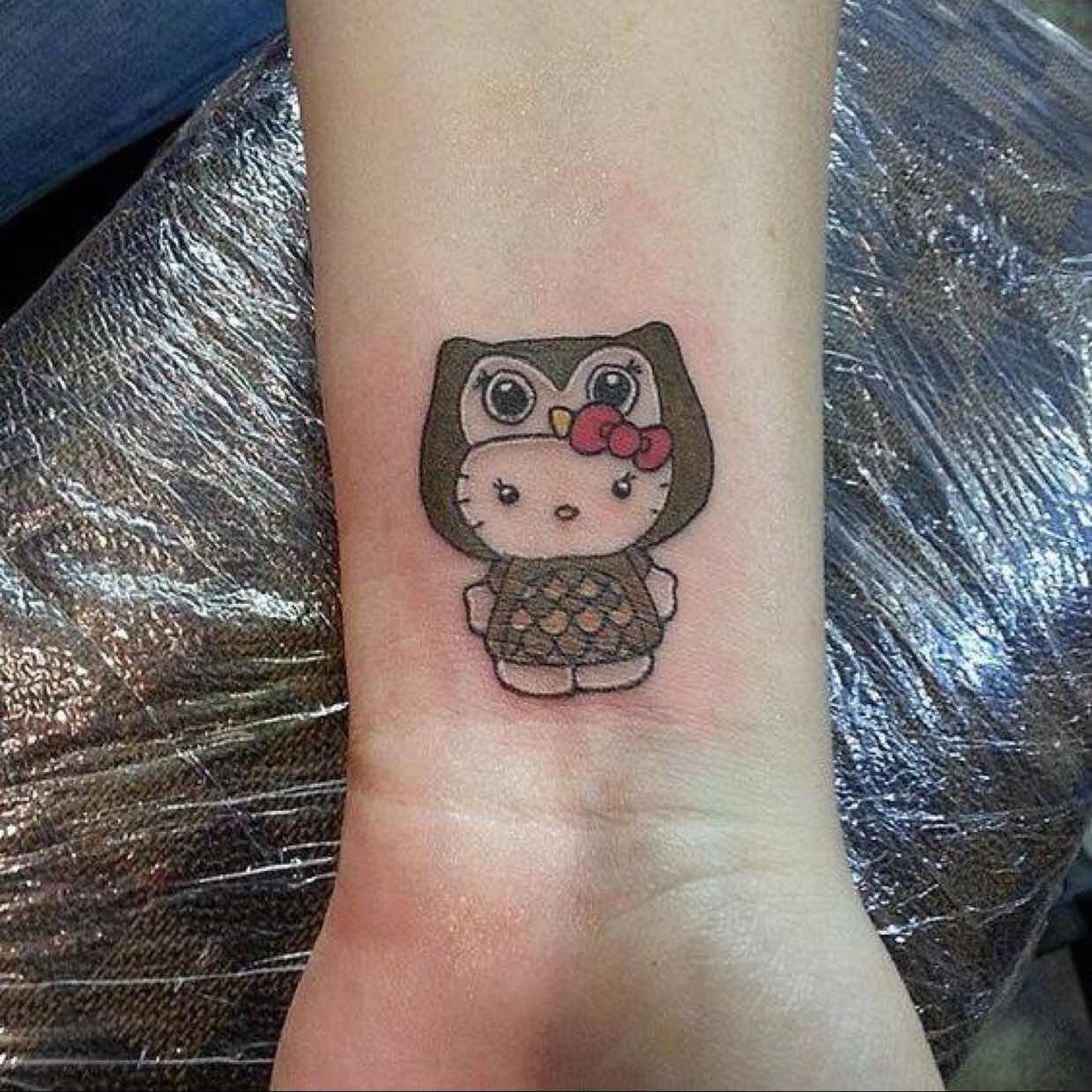 Тату Хелло Китти