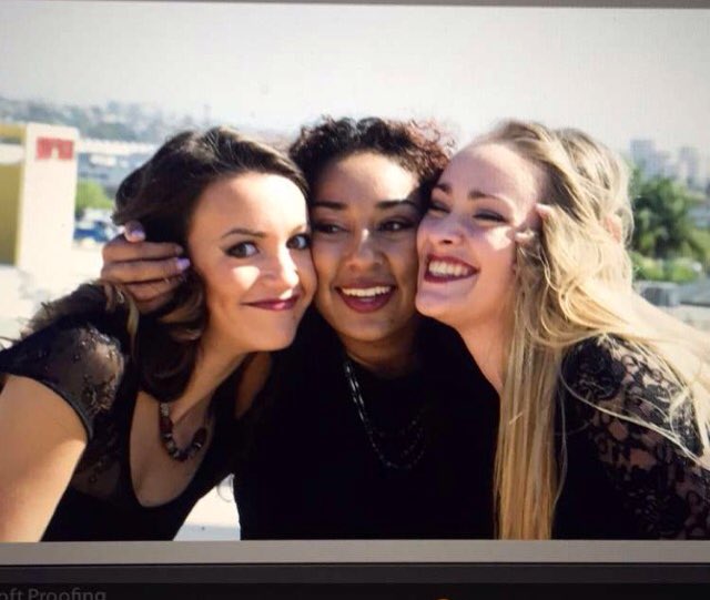 freedomoffical3's tweet photo. Freedom to love life💜🌞 https://t.co/OHzjcSGRYn