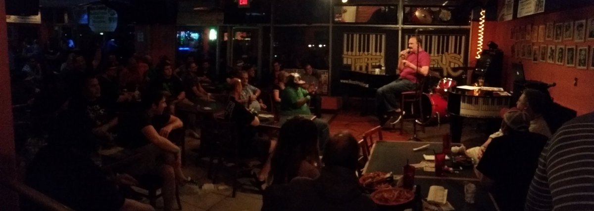 SuperstarProms's tweet photo. @JakeSnakeDDT gave an incredible performance tonight at the Beach House Richmond! Great turnout and great fans! https://t.co/Sp4RZs3xuh