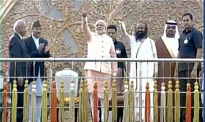 #WorldCultureFestival के उद्घाटन समारोह में भारत के 2 आदर्श व्यक्तित्व एक साथ,भारतीय संस्कृति के लिए एक मंच पर🙏