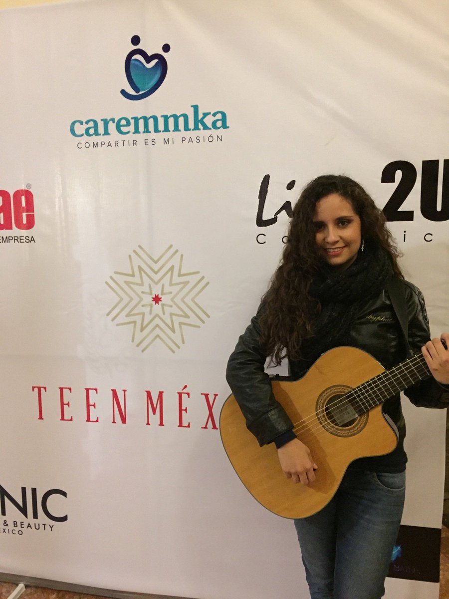 DannyMtzMusic's tweet photo. Lista para cantar en la pasarela #TeenMexico Regional (@ Teatro de la Ciudad in Puebla, PUE) https://t.co/jv1sAo4Sg2 https://t.co/CH3fiQ5G0y