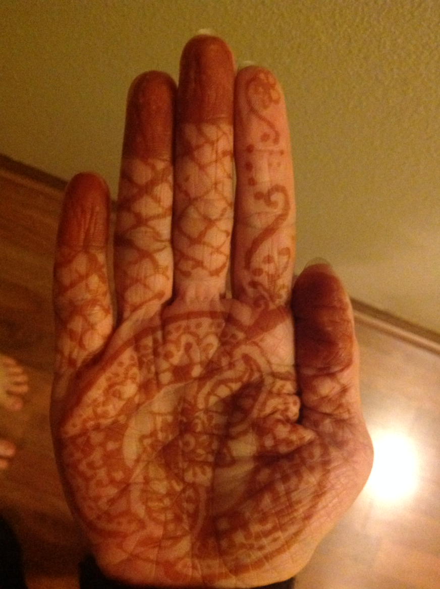 mshamaker's tweet photo. After teaching our unit on Ancient India, one of my students applied Mehndi to my hand! Very cool! https://t.co/5TDXK2kqk5