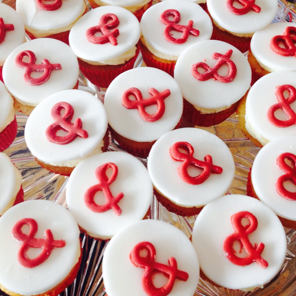 Cakes. Yes! With @WeAreBCA <a href="/wecanchat/">We Can Creative</a>
