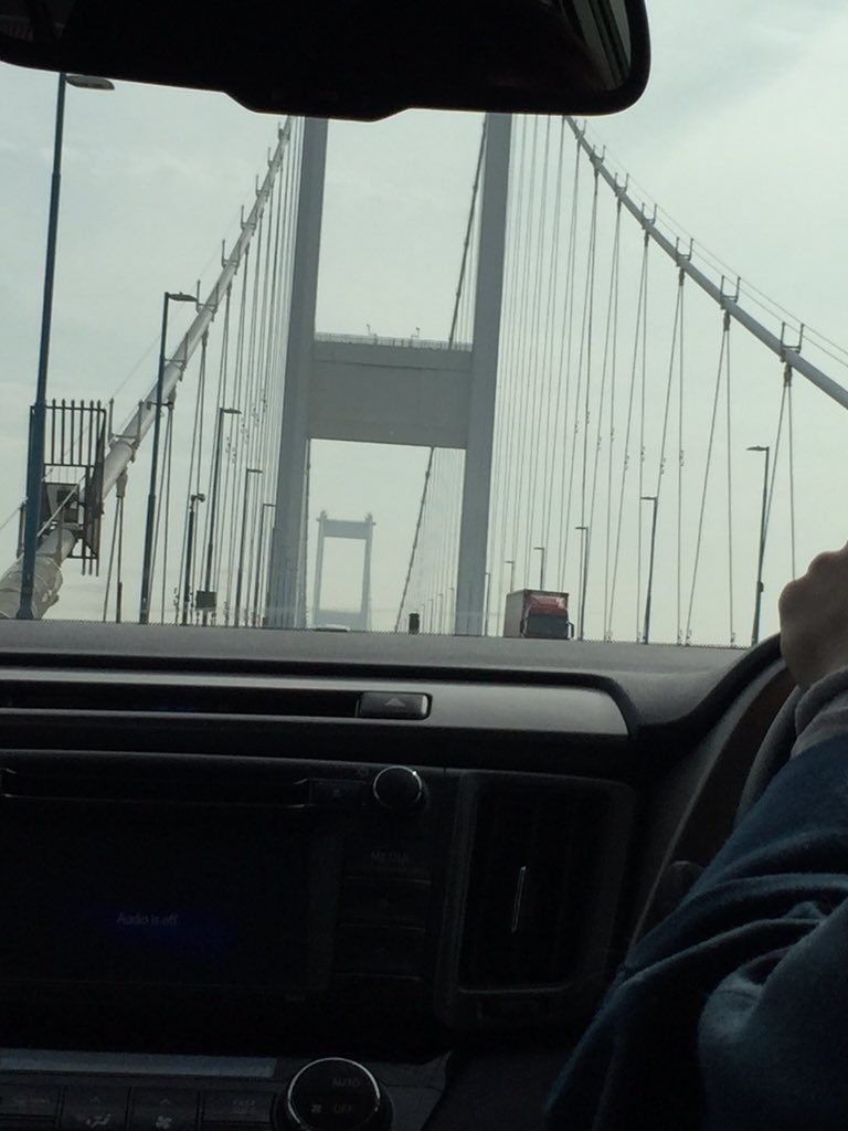 stratodean's tweet image. Chase car following suit and also over River Severn! #stratodean4