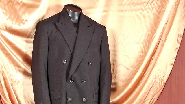 Get closer to your fave stars w/ this extravagant exhibition <a href="/RipleysLondon/">Ripleys London</a> bit.ly/1OYYTrc #HardRockCouture