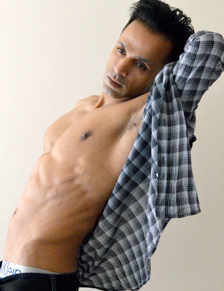 emjay_johal's tweet photo. photoshoot #Armani #myArmani #newmalemodel #photography #photooftheday #EmJay #shirt #malebody https://t.co/BVhQpovoHu